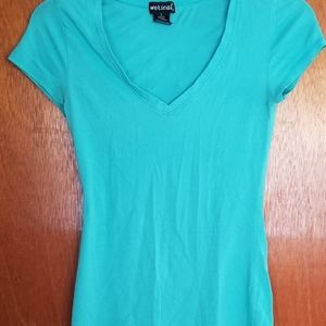 ❤ Wet Seal V-neck Tee